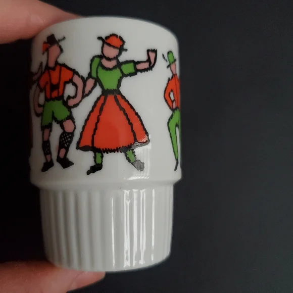 VTG European Folk Art Dancers Porcelain Shot Cup Mug Japan Barware Collectible - Picture 3 of 6